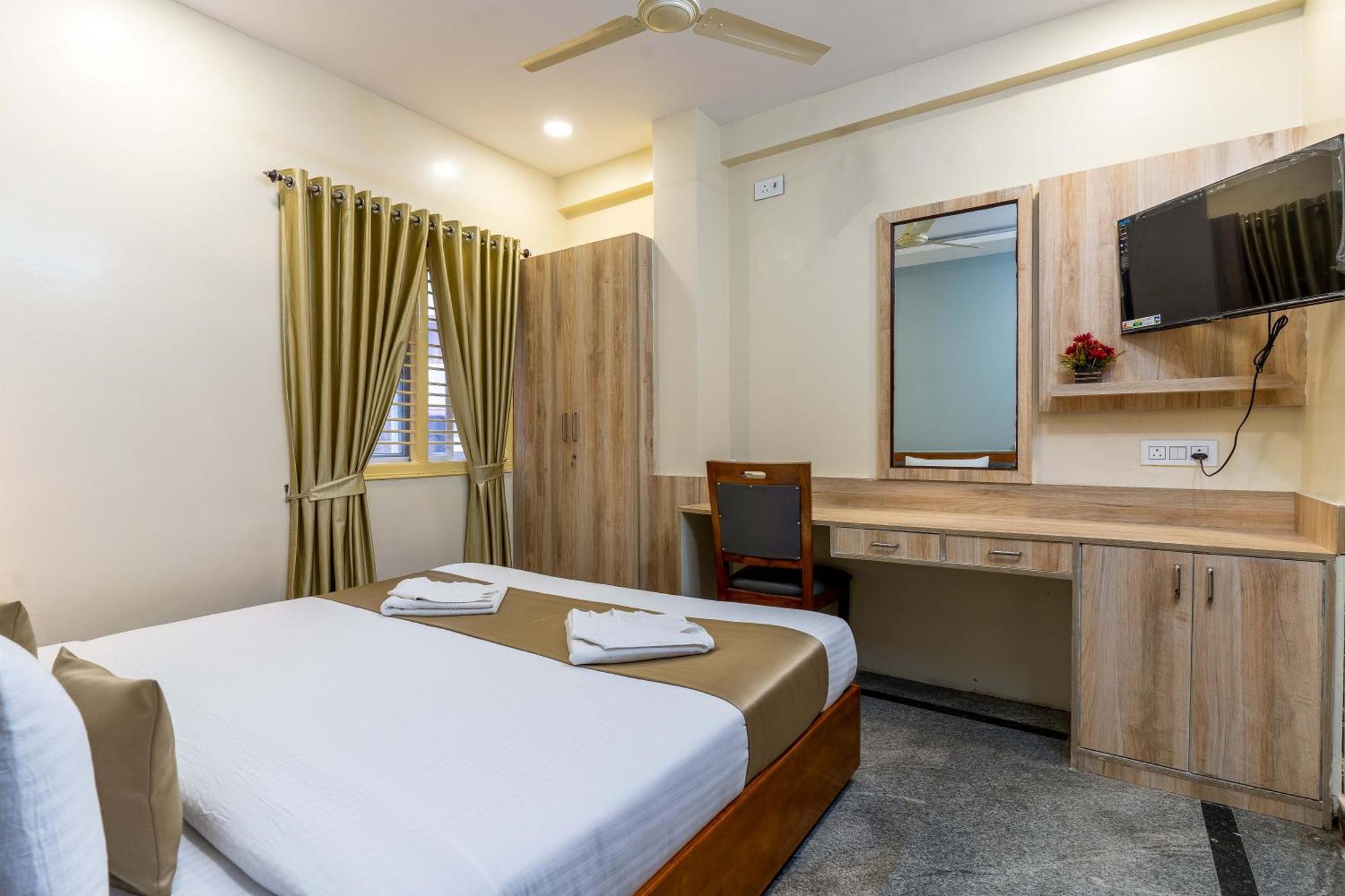 Hotel Chalet, Madiwala Bangalore Exteriör bild